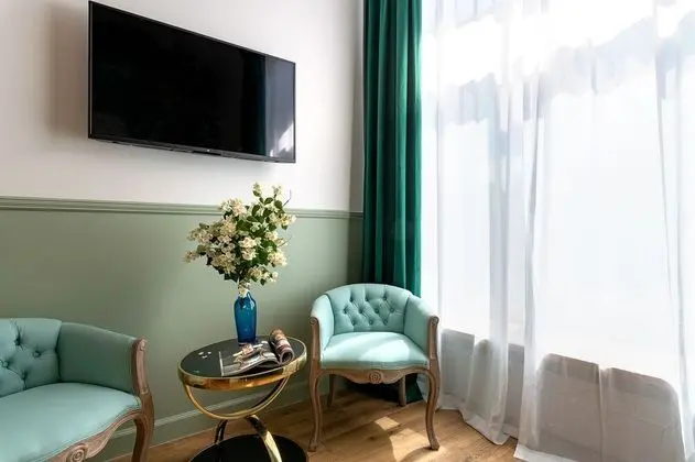 Design Stüdyo, 1 Büyük (Queen) Boy Yatak ve Çekyat, Küçük Mutfak (Green Living Room)