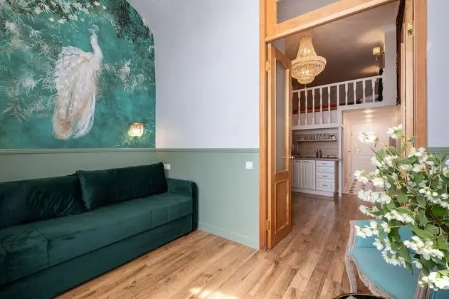 Design Stüdyo, 1 Büyük (Queen) Boy Yatak ve Çekyat, Küçük Mutfak (Green Living Room)