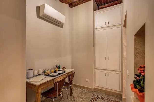 Deluxe Oda, Sigara İçilmez