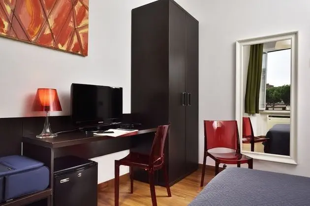 Standard Tek Büyük veya İki Ayrı Yataklı Oda, Şehir Manzaralı (private external bathroom)
