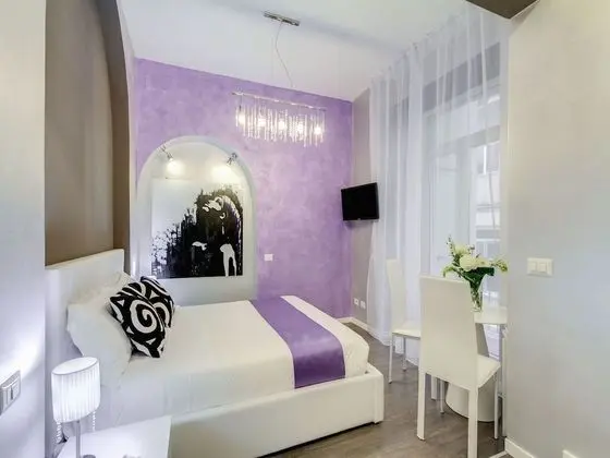 Classic Tek Büyük Yataklı Oda, Balkon, Avlu Manzaralı