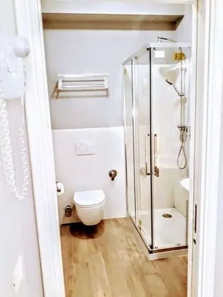 Tek Büyük Yataklı Oda, Sigara İçilmez