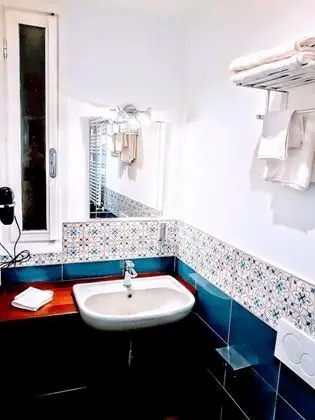 Tek Büyük Yataklı Oda, Sigara İçilmez