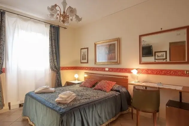 Standard Tek Büyük Yataklı Oda, Zemin Kat