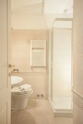 Standard Tek Büyük Yataklı Oda, Zemin Kat