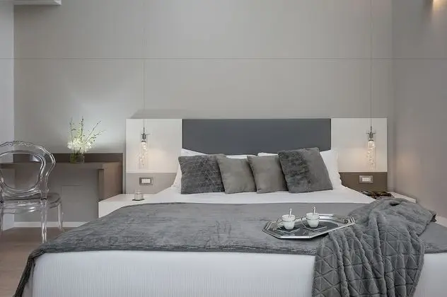 Deluxe Üç Kişilik Oda (with Colosseo View)