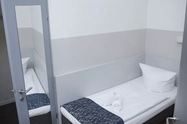 Üç Kişilik Oda, 3 Tek Kişilik Yatak