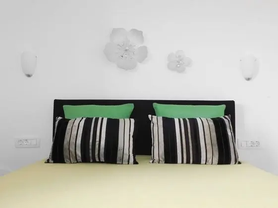 Apart Daire (Coloured - apartments on island - A2 )