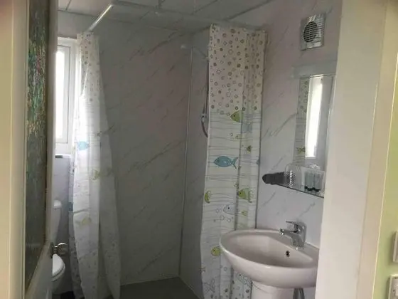 Kulübe, 1 En Büyük (King) Boy Yatak ve Çekyat