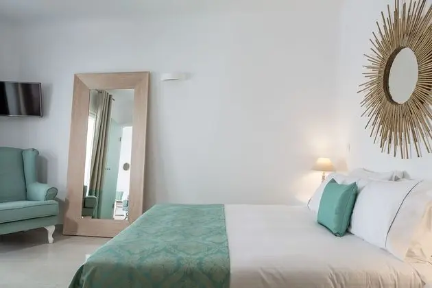 Colours Residence, Outdoor Jetted Tub