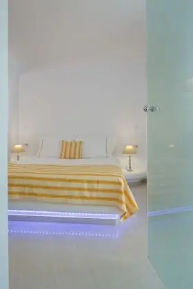 Colours Residence, Outdoor Jetted Tub