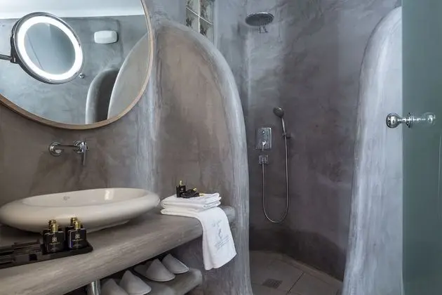 Colours Residence, Outdoor Jetted Tub