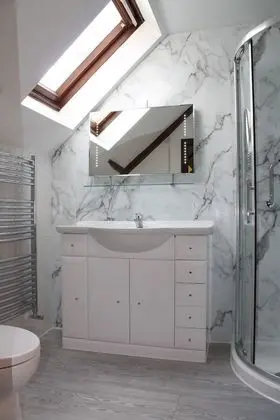 Deluxe Tek Büyük Yataklı Oda (Four Poster)