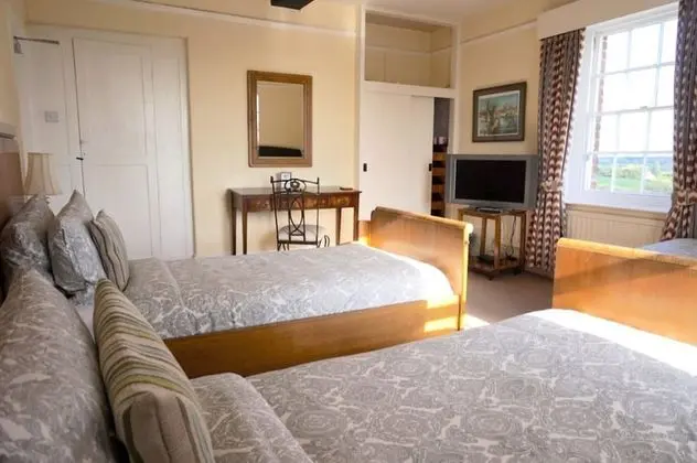 Classic Üç Kişilik Oda