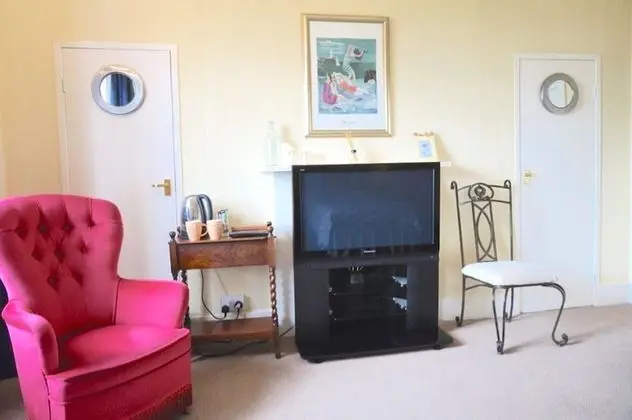 Tek Büyük veya İki Ayrı Yataklı Oda