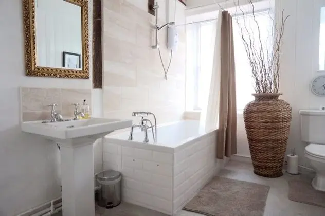 Tek Büyük veya İki Ayrı Yataklı Oda