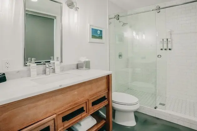 1 Bedroom Luxury Suite