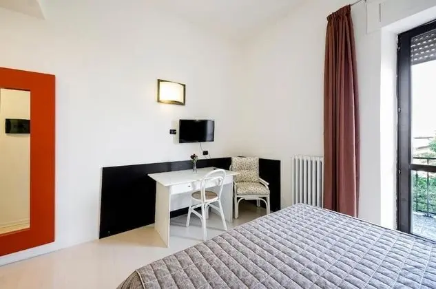 Standard Büyük Yataklı Tek Kişilik Oda