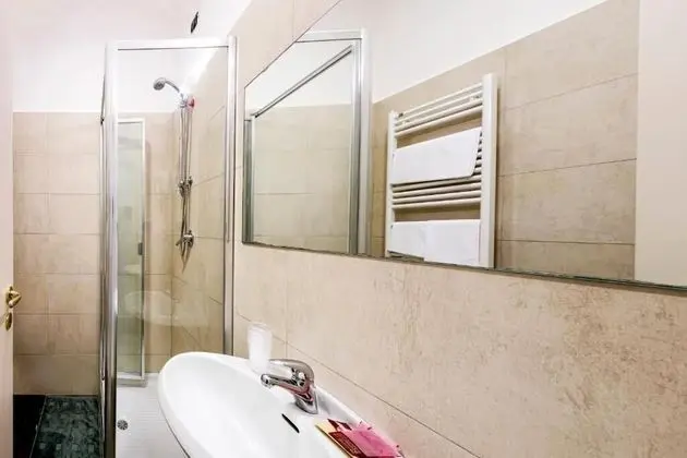 Standard Üç Kişilik Oda