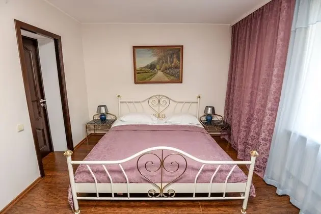 Tek Büyük Yataklı Oda