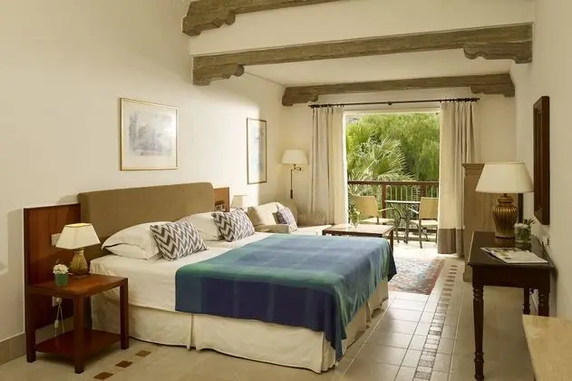 https://i.travelapi.com/lodging/2000000/1340000/1333900/1333876/42484e93_z.jpg