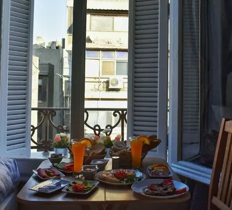 City Üç Kişilik Oda