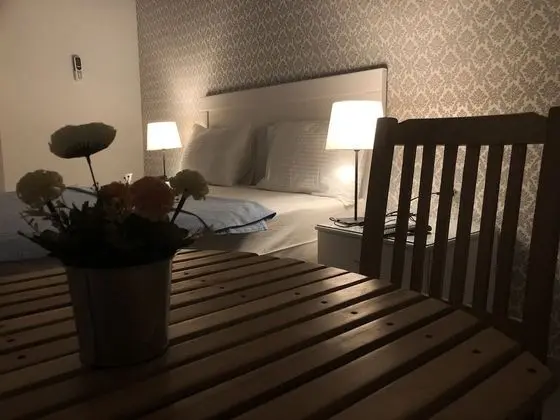 Comfort Tek Büyük Yataklı Oda