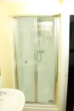 Tek Büyük Yataklı Oda, 1 Çift Kişilik Yatak, Sigara İçilmez