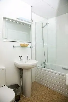 Tek Kişilik Oda, 1 Tek Kişilik Yatak, Sigara İçilmez