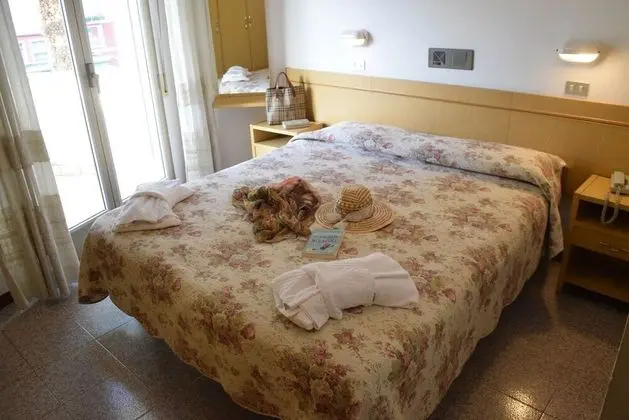 Basic Oda, 1 Çift Kişilik Yatak, Sigara İçilmez