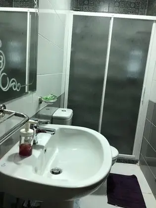 Tek Büyük veya İki Ayrı Yataklı Oda, Birden Çok Yatak