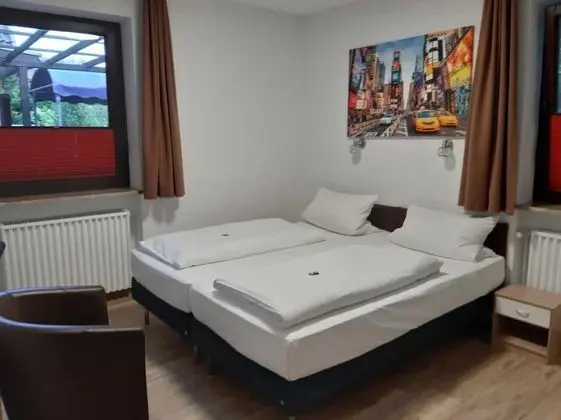 Tek Büyük Yataklı Oda