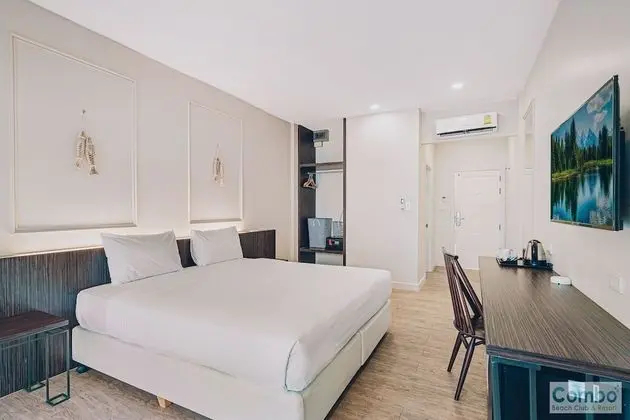 Premier Deluxe Double Room