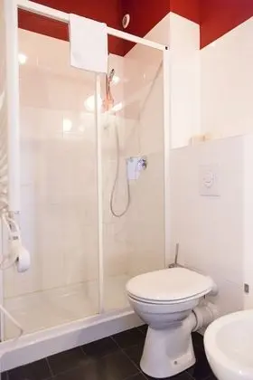 İki Ayrı Yataklı Oda, 2 Tek Kişilik Yatak