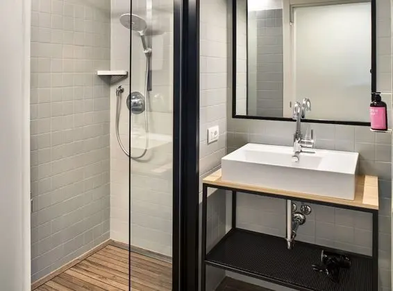 İki Ayrı Yataklı Oda, Özel Banyo