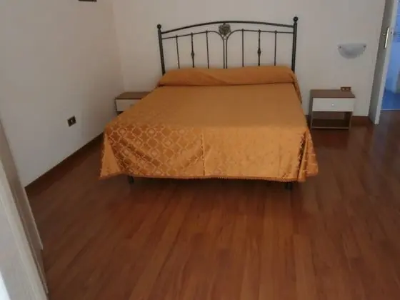 Classic Tek Büyük veya İki Ayrı Yataklı Oda