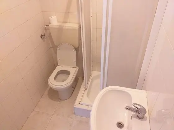 Economy Tek Büyük Yataklı Oda, Özel Banyo