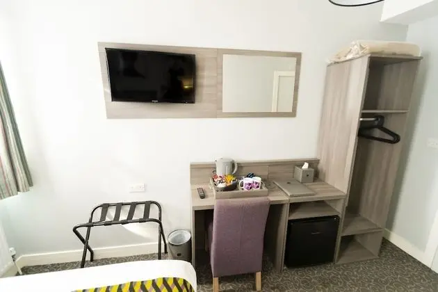 Tek Büyük Yataklı Oda, Banyolu/Duşlu