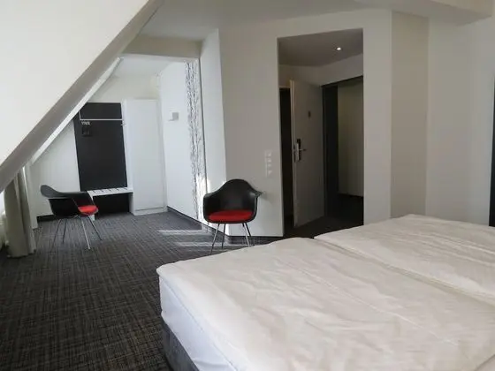 Comfort Tek Büyük Yataklı Oda