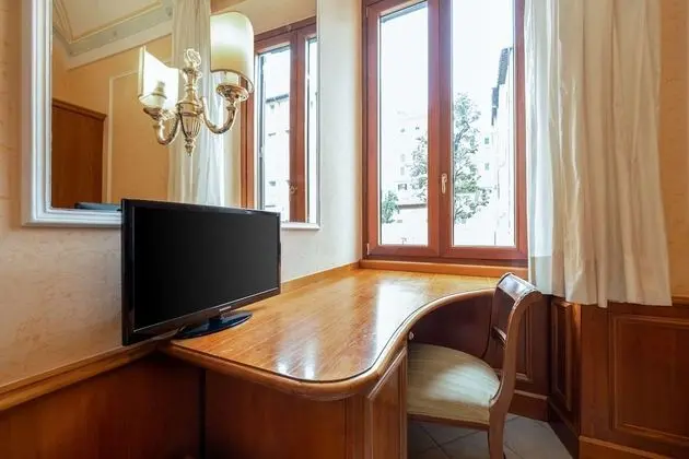 Bir Tek Kişilik Yataklı