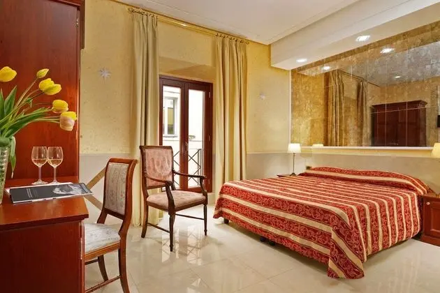 Bir Tek Kişilik Yataklı