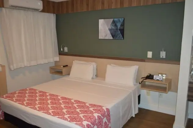 Deluxe Tek Büyük Yataklı Oda, 1 Büyük (Queen) Boy Yatak