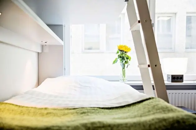 Standard Oda (2 single and 2 wallbeds)