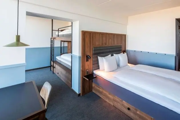 Oda, Birden Çok Yatak (XXL-Room)