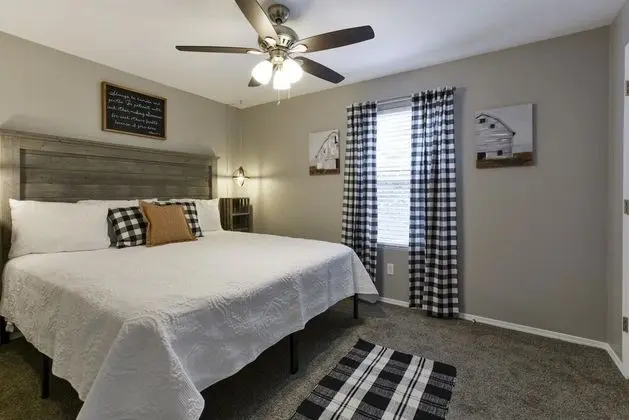 Daire (Comfort Cottage - Remodeled - POOL  -)