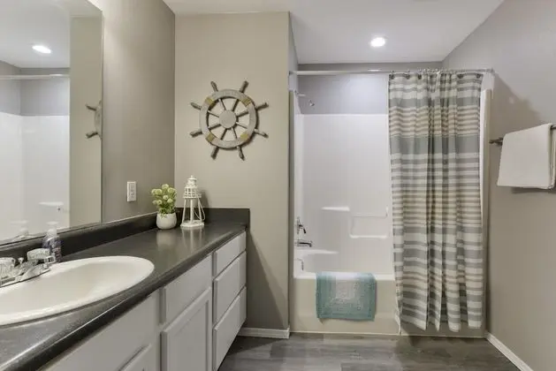 Daire (Comfort Cottage - Remodeled - POOL  -)