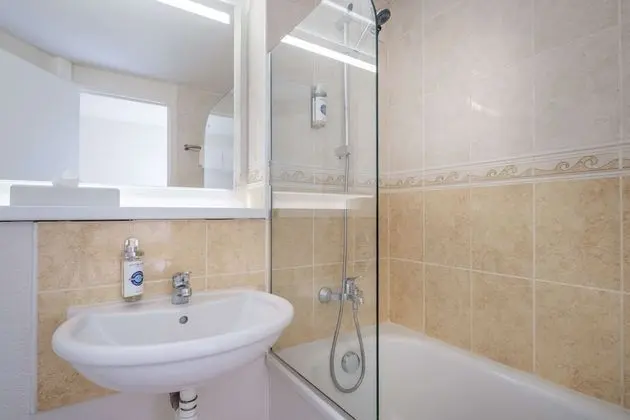 Standard 2 Singles Non Smoking