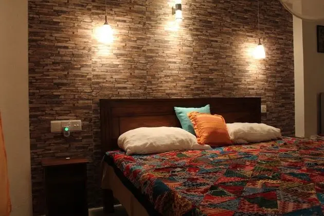 Deluxe Oda, Balkon, Havuz Manzaralı