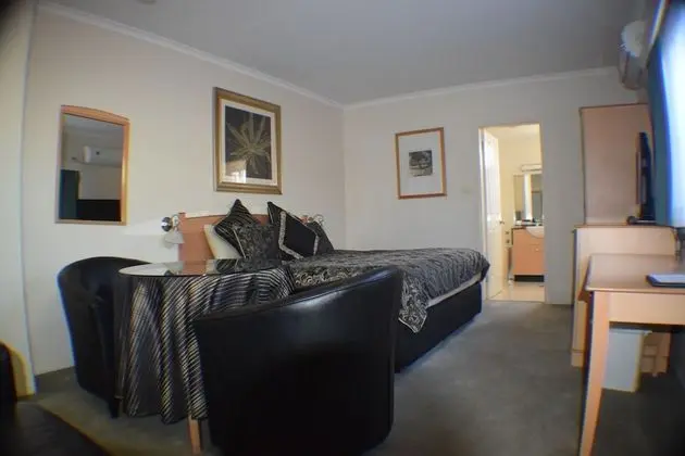 Deluxe Stüdyo Süit