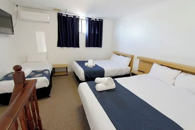 Family Çatı Katı (Loft), Havuz Manzaralı